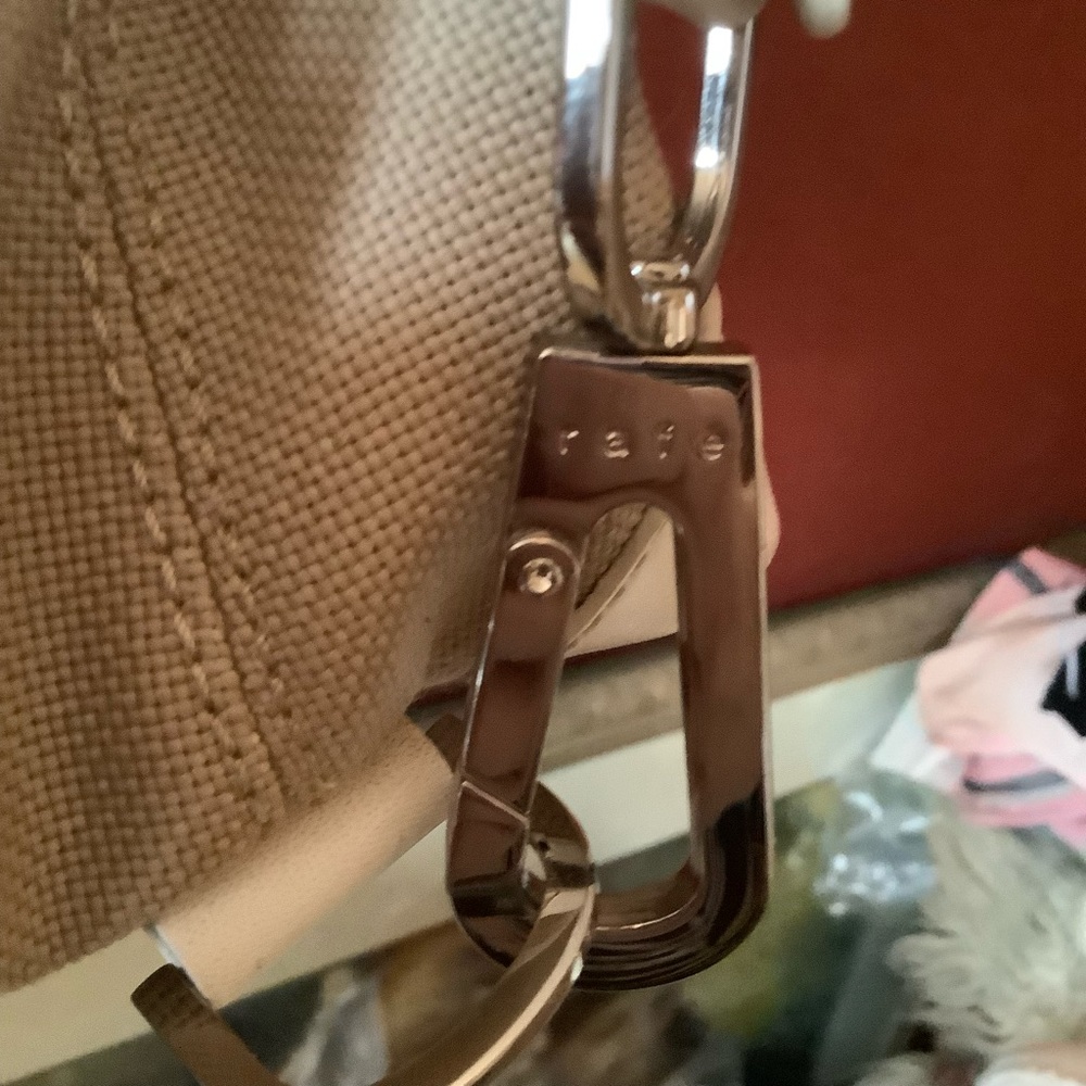 Beautiful Rafē Bag in a Tan Canvas with White Leather Trim. - Picture 8 of 16